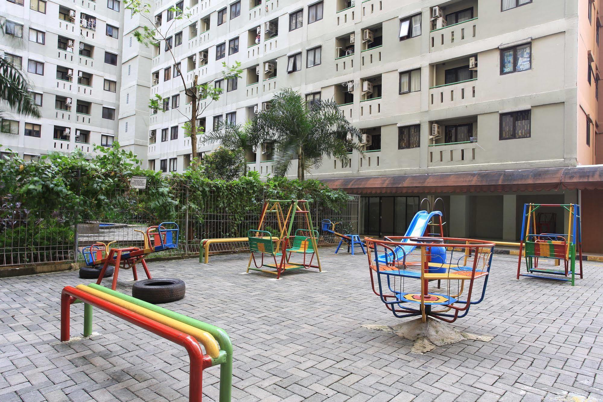Literooms Kebagusan Jakarta Ngoại thất bức ảnh