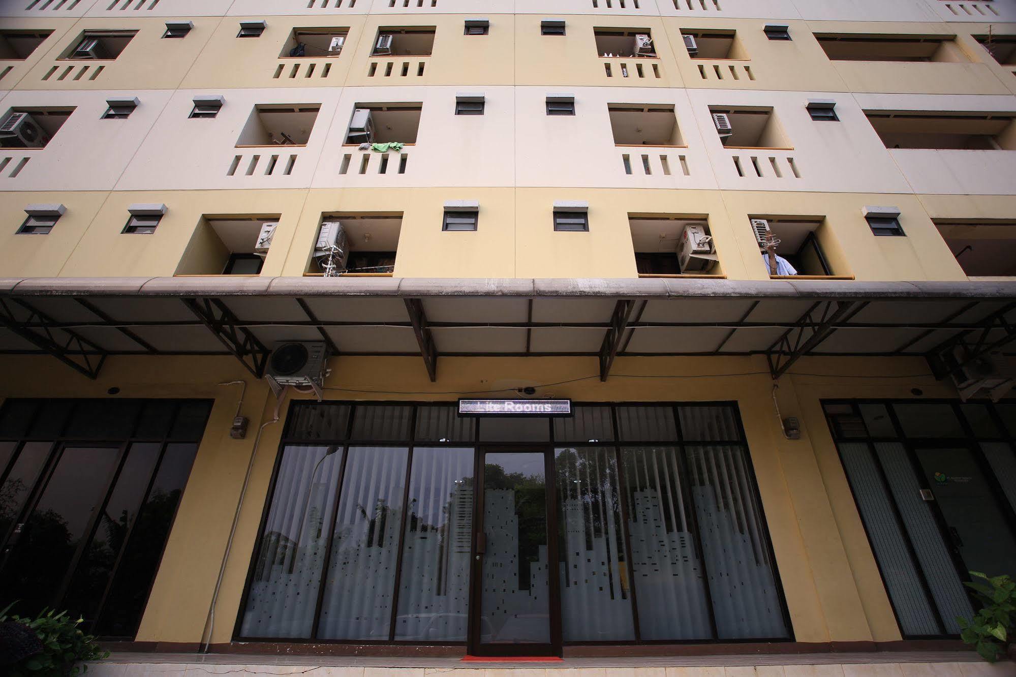 Literooms Kebagusan Jakarta Ngoại thất bức ảnh